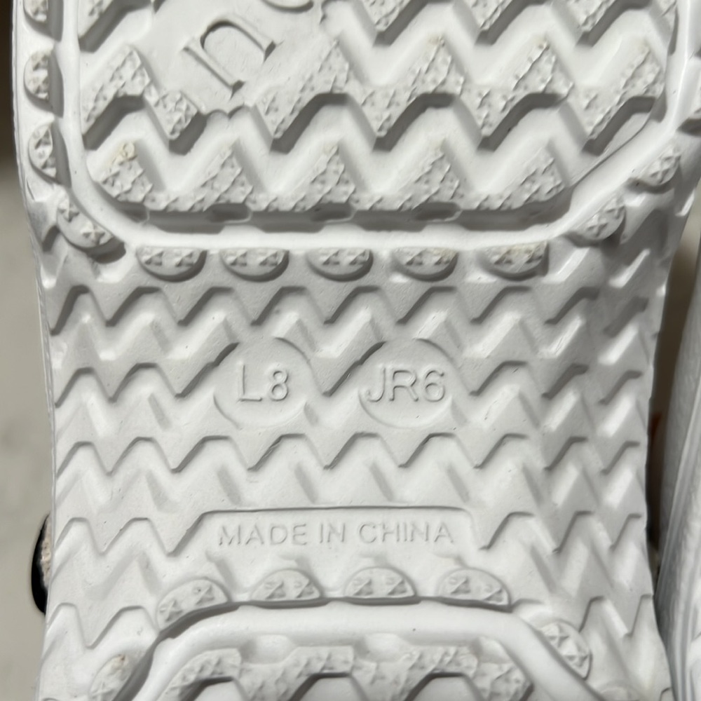 NWOT{nothinZ}Sz L8, JR 6 white Clog - Picture 8 of 8